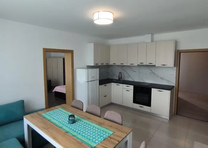 Complex Sol Marine Sunny Apartment